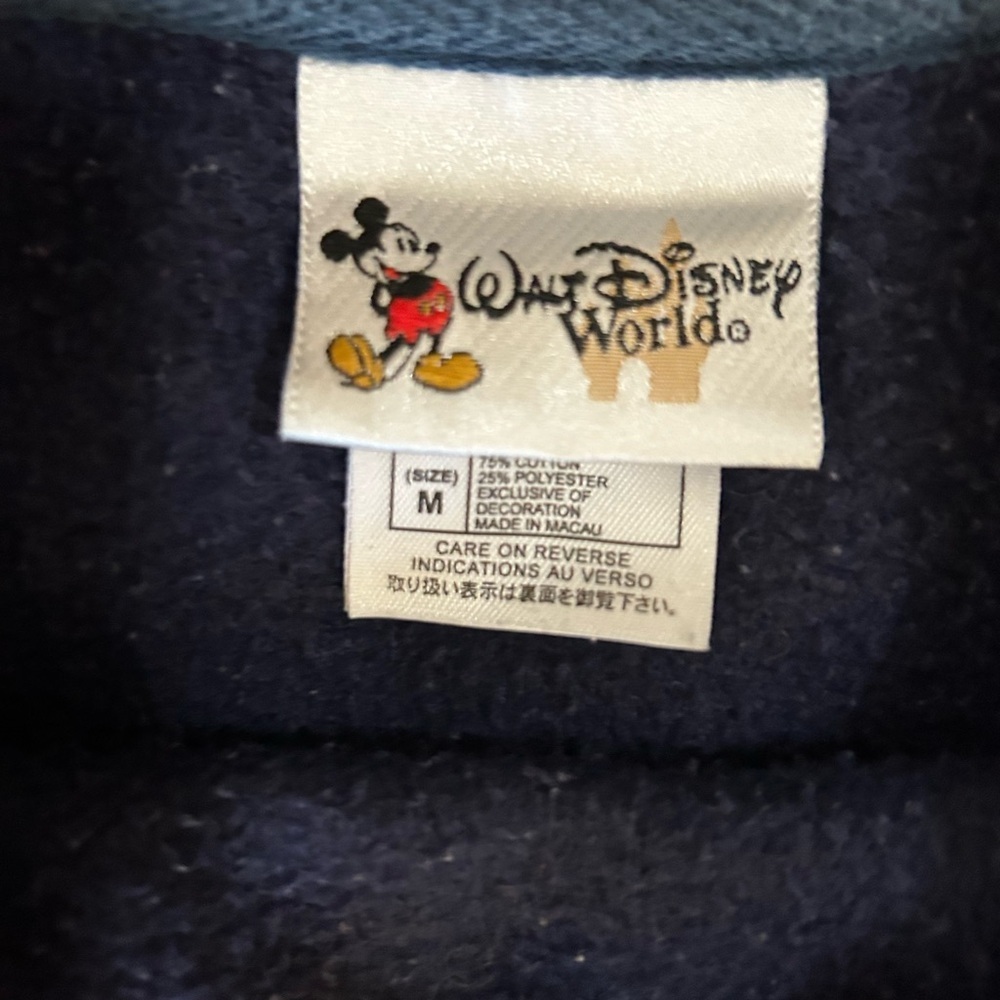 5/$25 Walt Disney 90s vintage USA flag embroidered sweatshirt size medium - Picture 4 of 8